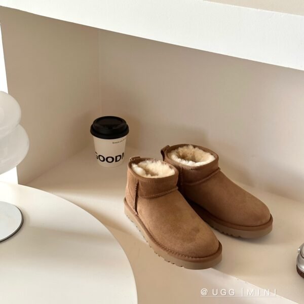 UGG Classic Ultra Mini - Boots