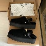 UGG Tazz – Shoes – Black
