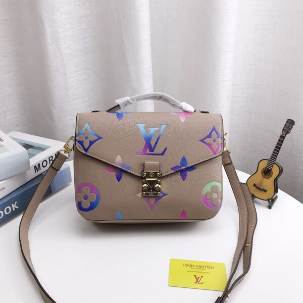 LV Pochette Metis Monogram Empreinte - Bag
