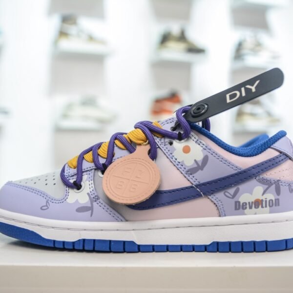 NK SB Dunk Low Devotion - Sneakers