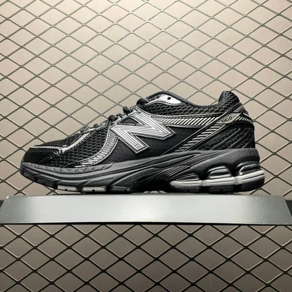 NB 860v2 - Sneakers
