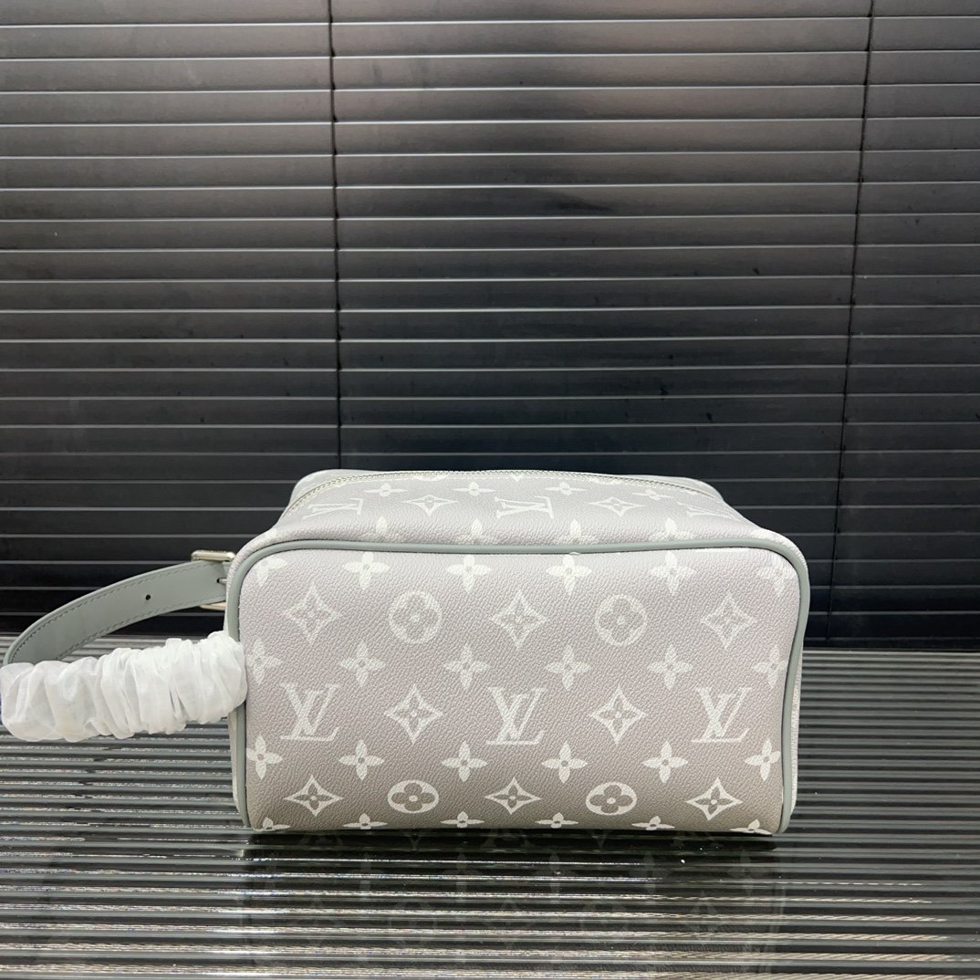 LV Soft Trunk Monogram Eclipse Reverse - Bag