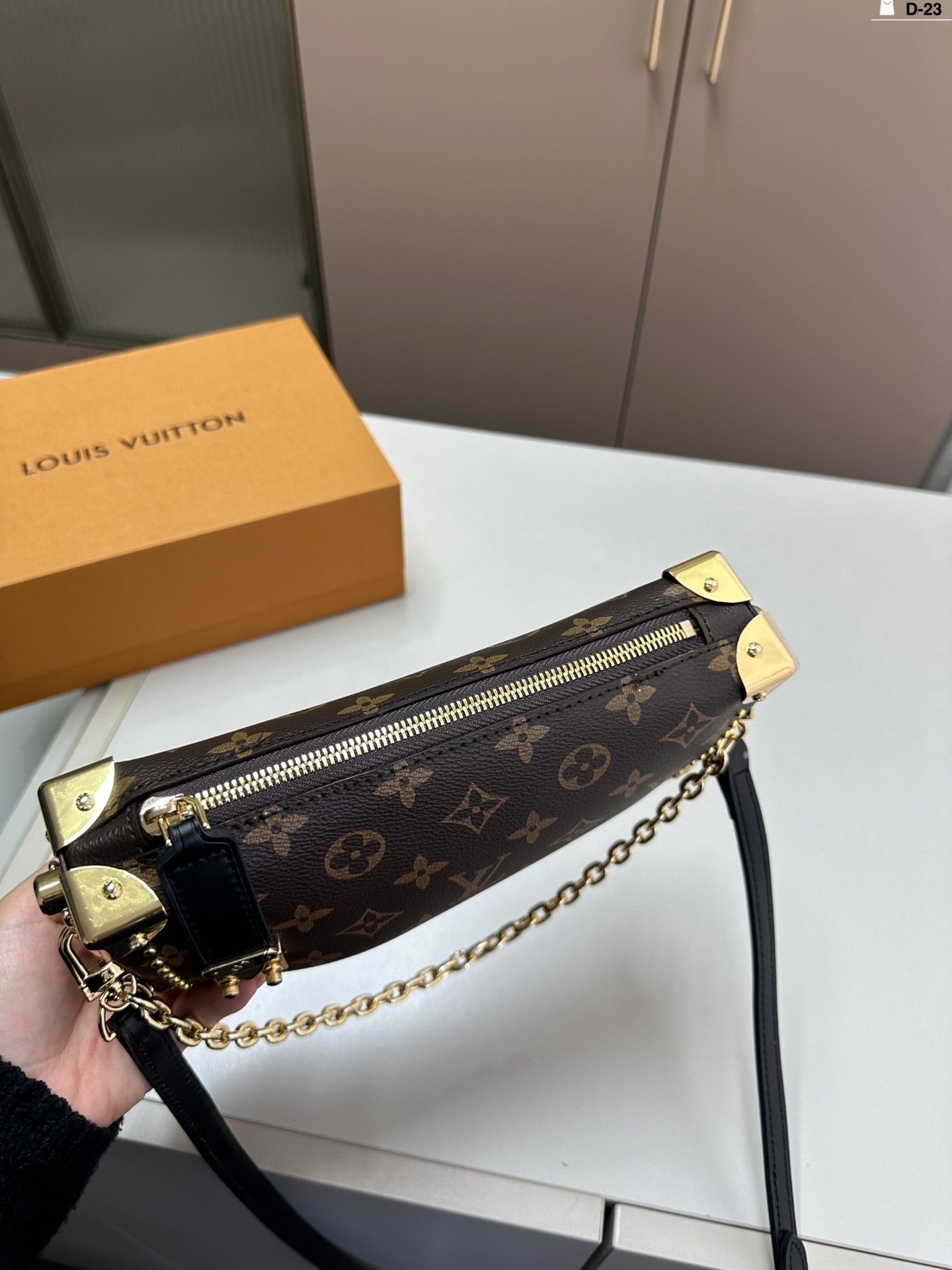 LV Petite Malle Monogram - Bag - Image 6
