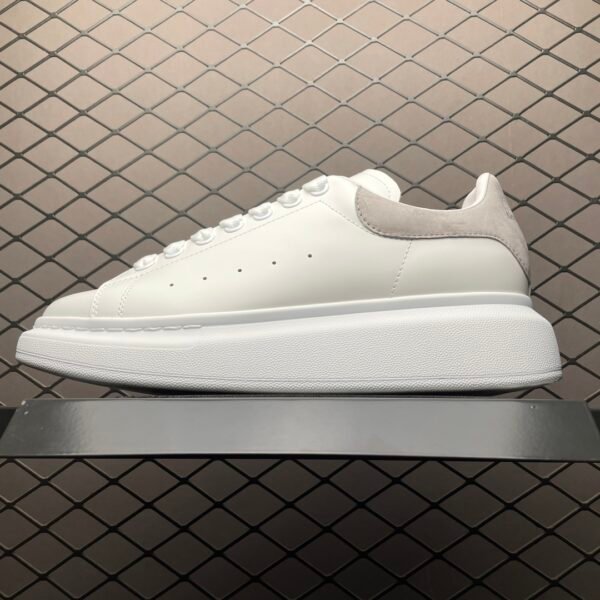 AMQ Oversized Sneakers - Sneakers