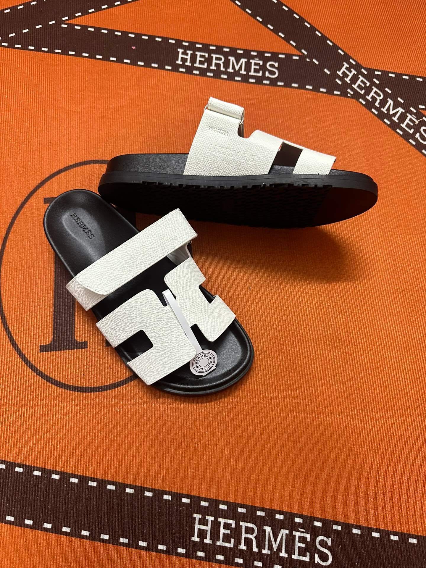 HM Izmir Sandals White/Black Leather - Sandals - Image 4