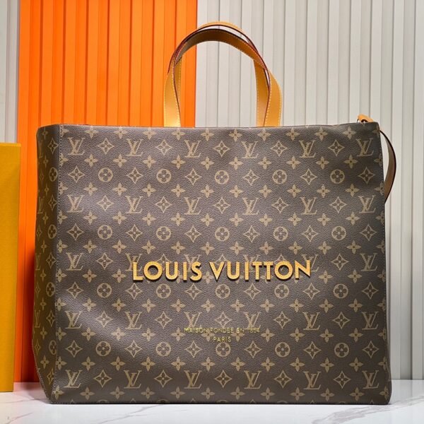 LV OnTheGo - Bag