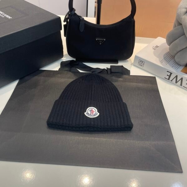 MCL Ribbed Wool Beanie Black - Hat