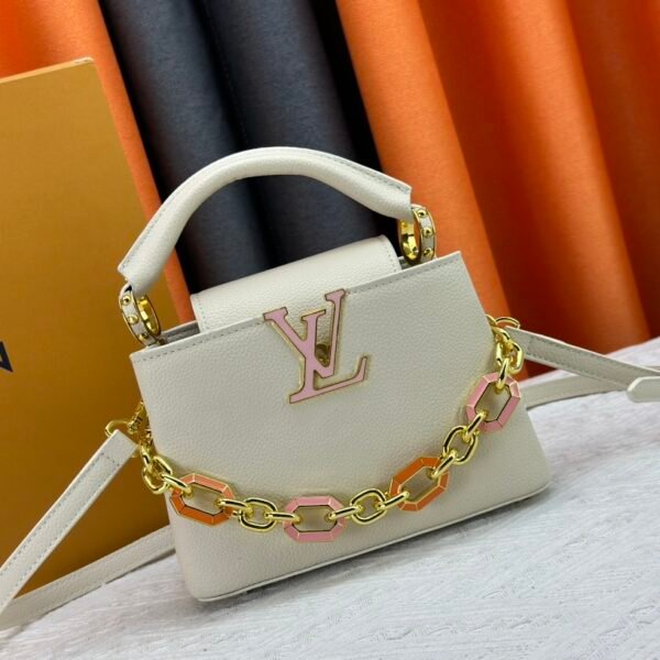 LV Capucines BB White Leather - Bag