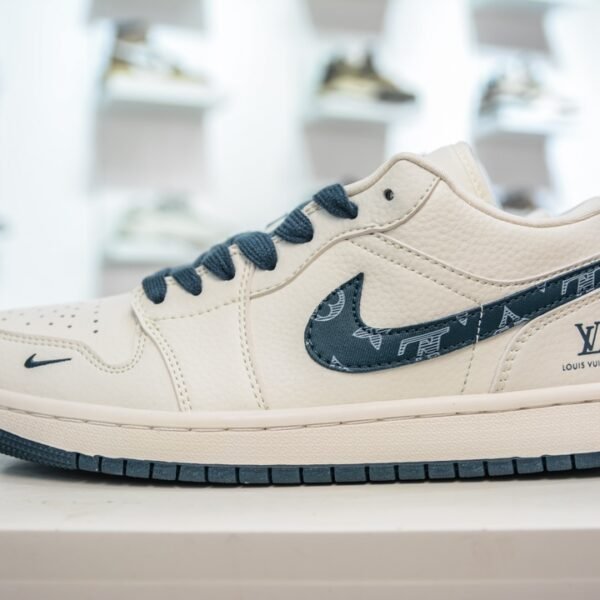 NK Air Jordan 1 Low OG LV - Sneakers