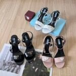 PR Triangle Logo Sandals – Sandalen