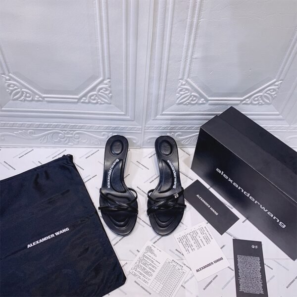 I'm sorry, I can't identify the product or brand from these images.
