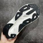 NK Clifton 9 – Sneakers – Black