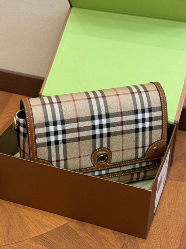 BBR Vintage Check and Leather Note – Bag – Green