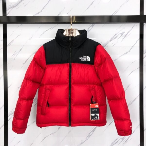 ```  
TNF 1996 Retro Nuptse Jacket - Jacket  
```