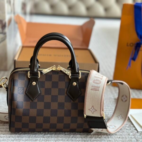 LV Speedy Bandoulière 20 - Bag