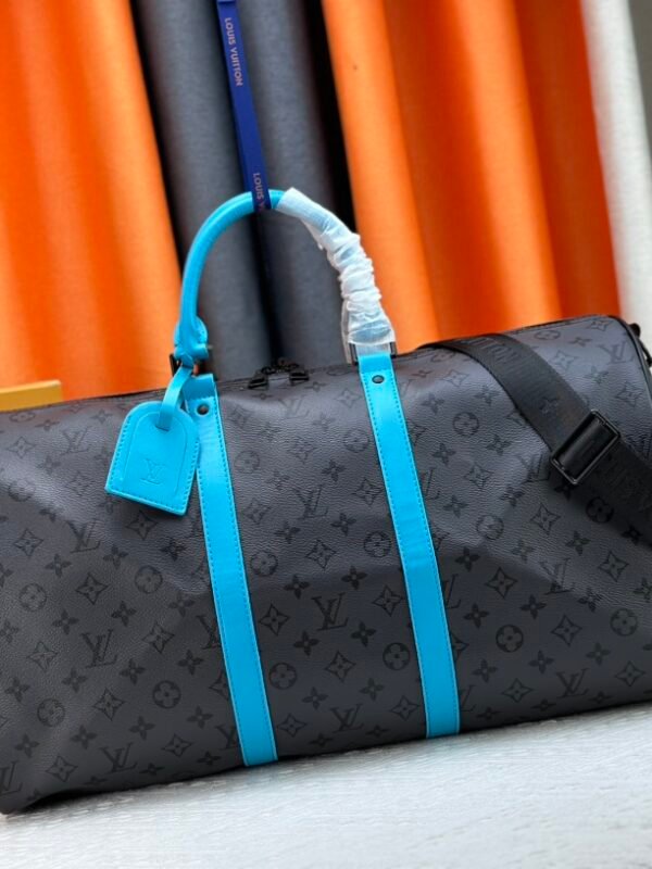 LV Keepall Bandoulière 50 – Bag – Red