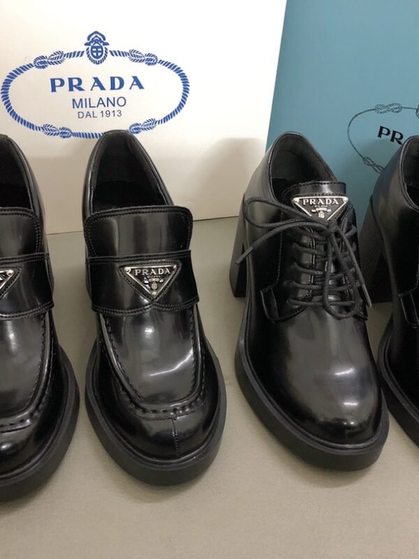 PR Monolith – Schuhe