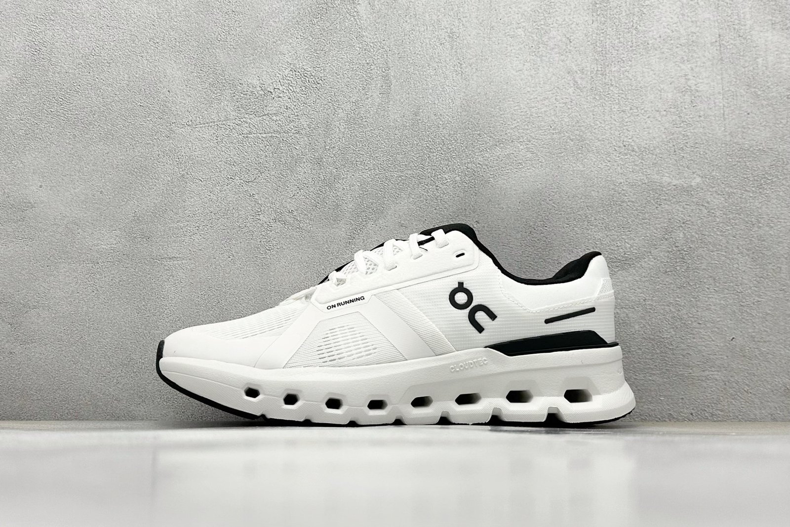 ON Cloudmonster White - Sneakers