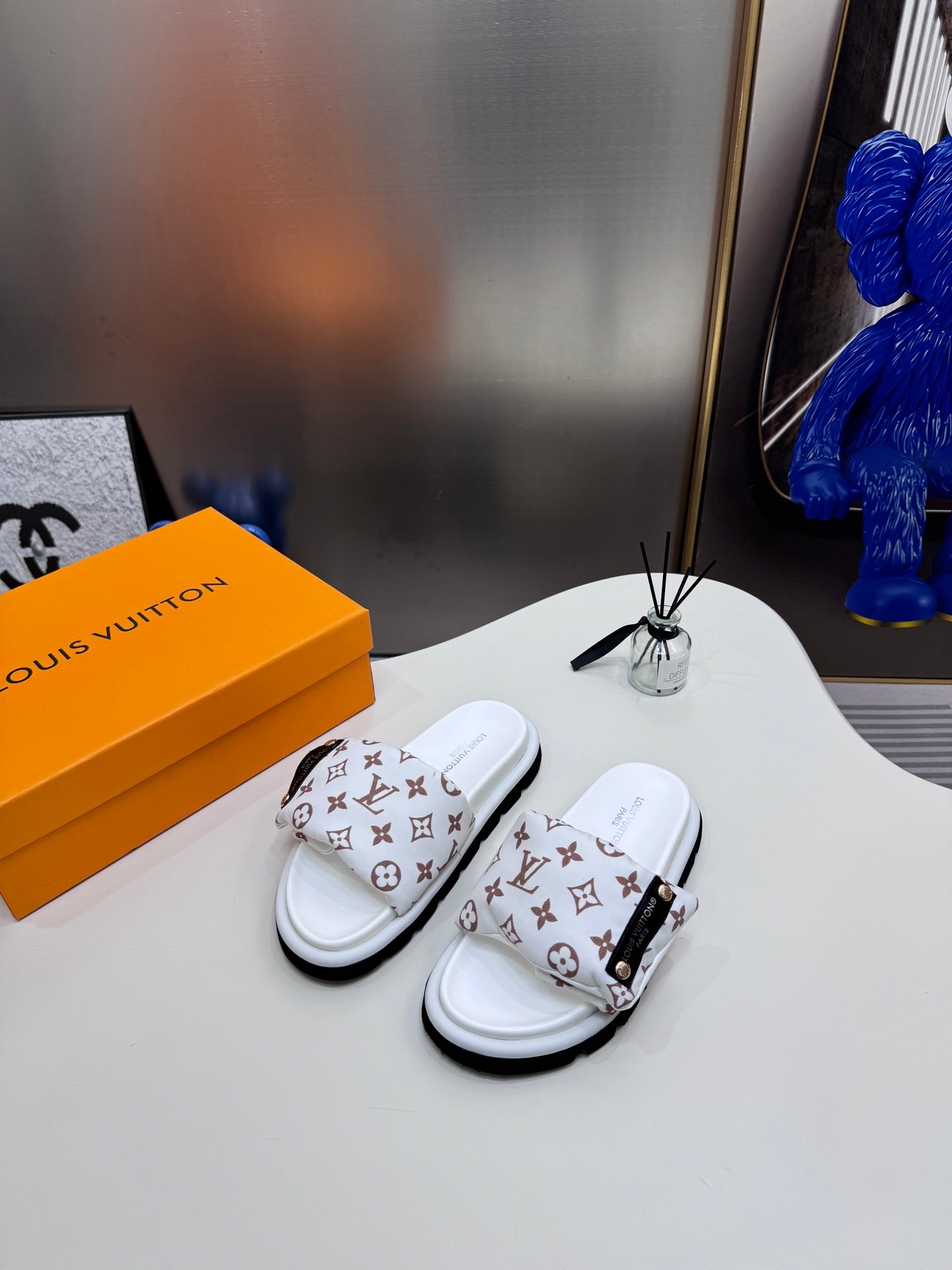 LV Pool Pillow Comfort Monogram - Slides - Image 2