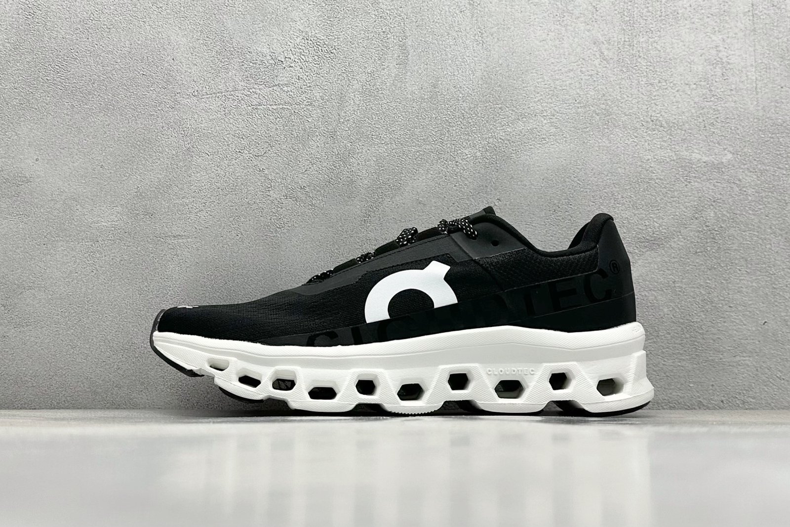 ```
LW Cloudtilt - Sneakers
``` - Image 3