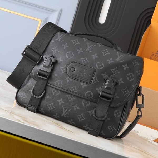 LV Outdoor Messenger - Bag