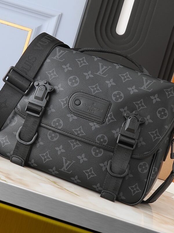 LV Outdoor Messenger – Bag – Red