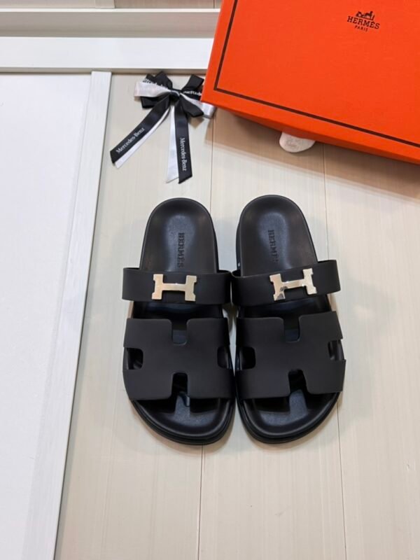HM Oran Sandals Black Leather – Sandales