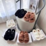 CEL Triomphe Fluffy Slippers – Slides