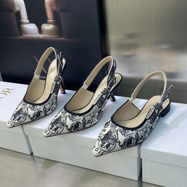 CD J'ACD Slingback Pump - Heels