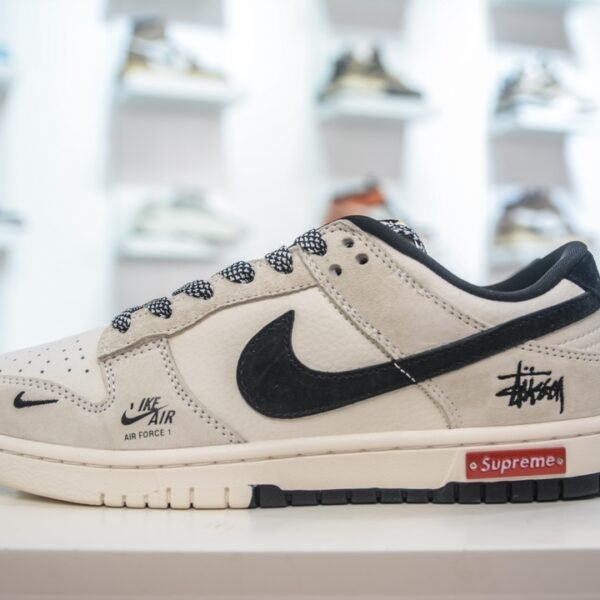 NK SB Dunk Low Stussy x Supreme - Sneakers