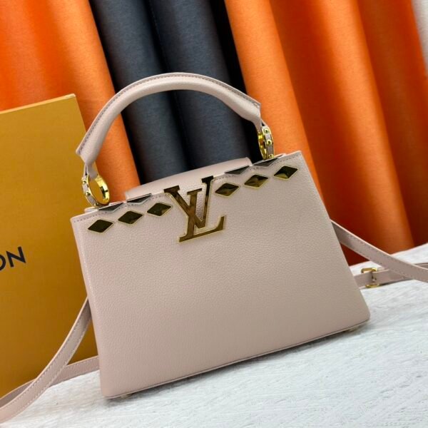 LV Capucines BB - Bag
