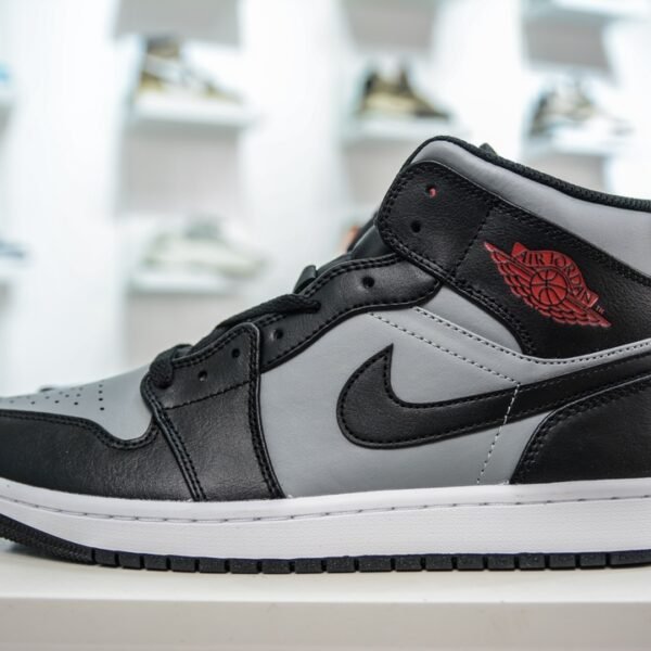 NK Air Jordan 1 Mid Shadow - Sneakers
