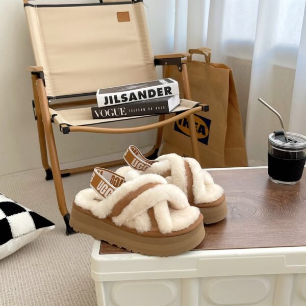 UGG Maxi Slide - Slides