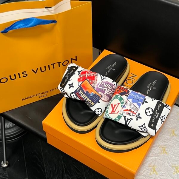 LV Waterfront - Slides