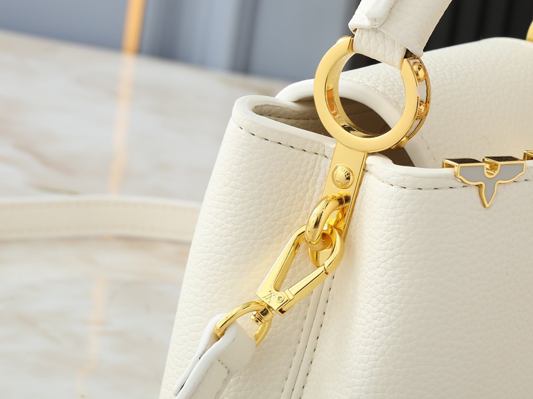 LV Capucines BB White Leather - Bag - Image 7