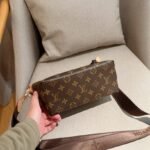 LV Pochette Metis – Bag