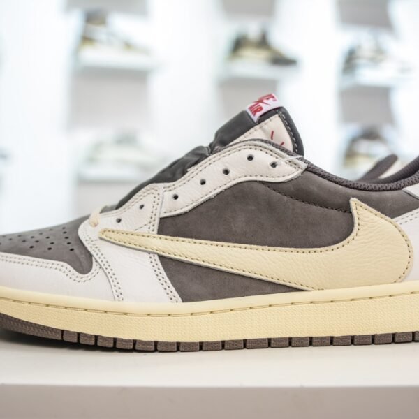 NK Air Jordan 1 Low Travis Scott - Sneakers