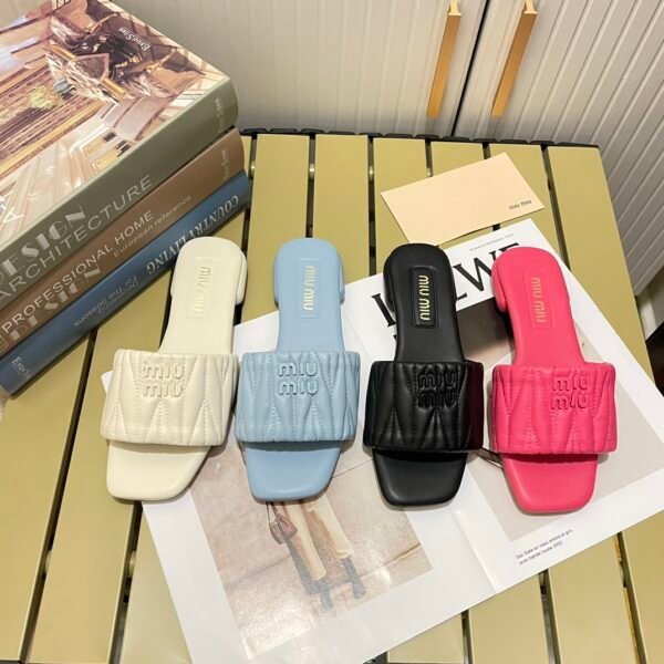 MIU Matelassé Slides - Slides