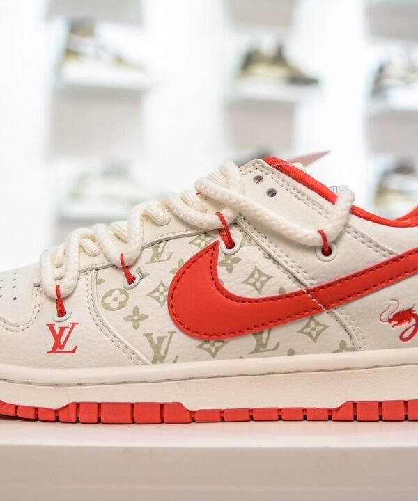 NK Dunk Low x LV Red/Monogram – Sneaker