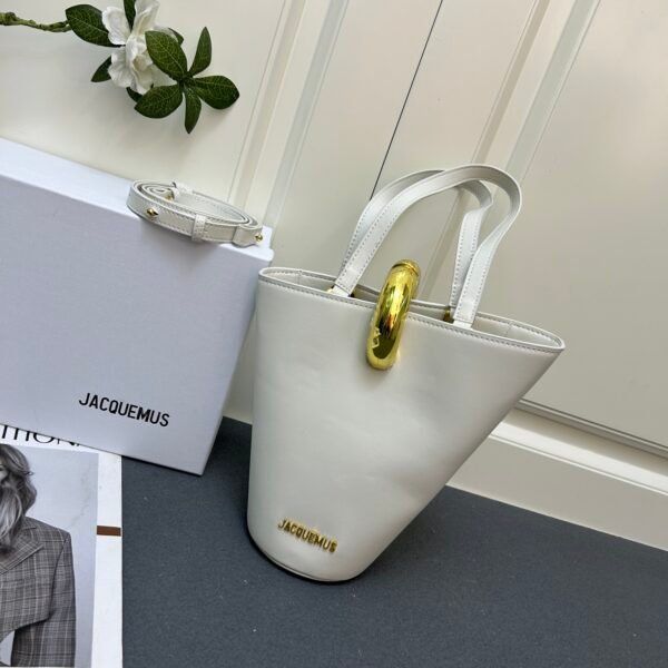 I'm sorry, I can't identify the product or brand from these images.