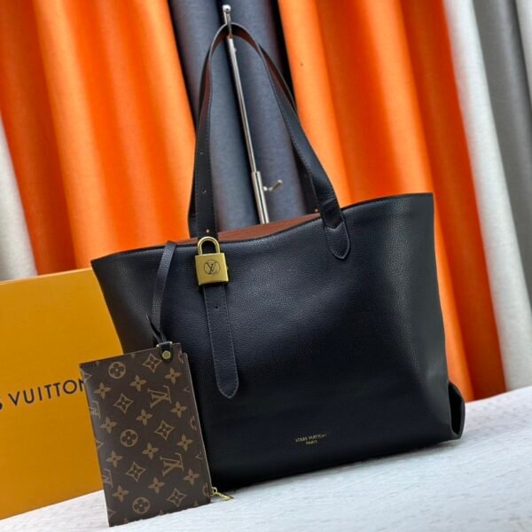LV Lockme Shopper - Bag