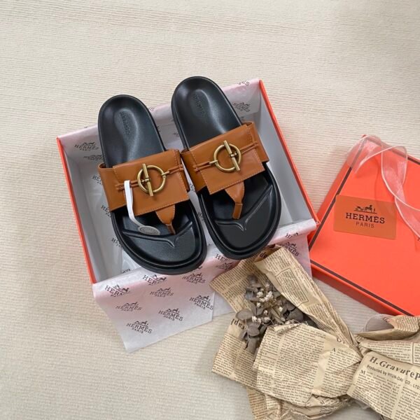 HM Oran Sandals - Sandals