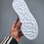 AMQ Oversized Sneakers – Sneaker