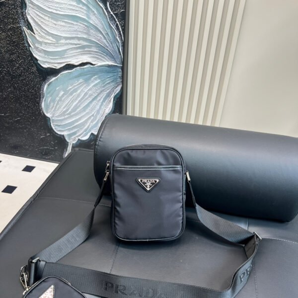 PR Re-Nylon Pouch Black - Bag