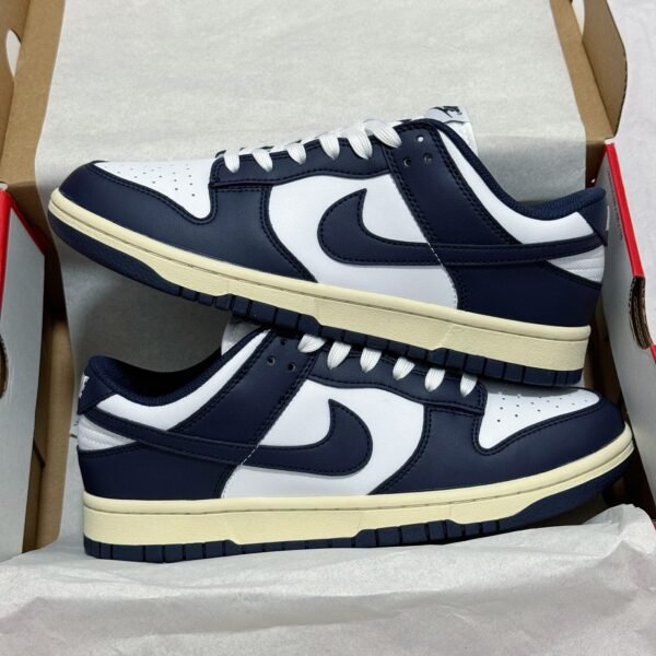 NK Dunk Low Retro - Sneakers