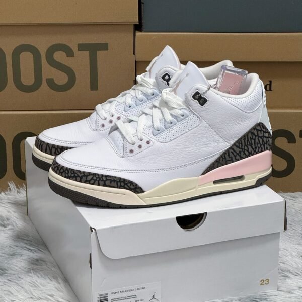 NK Air Jordan 3 Retro 11.5 White/Black/Pink - Sneakers