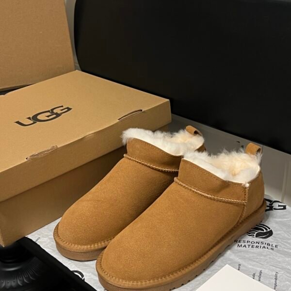 UGG Classic Ultra Mini - Boots