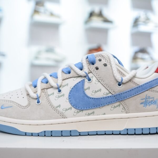 NK SB Dunk Low Stussy - Sneakers