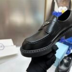 PR Triangle Logo Loafers – Scarpe