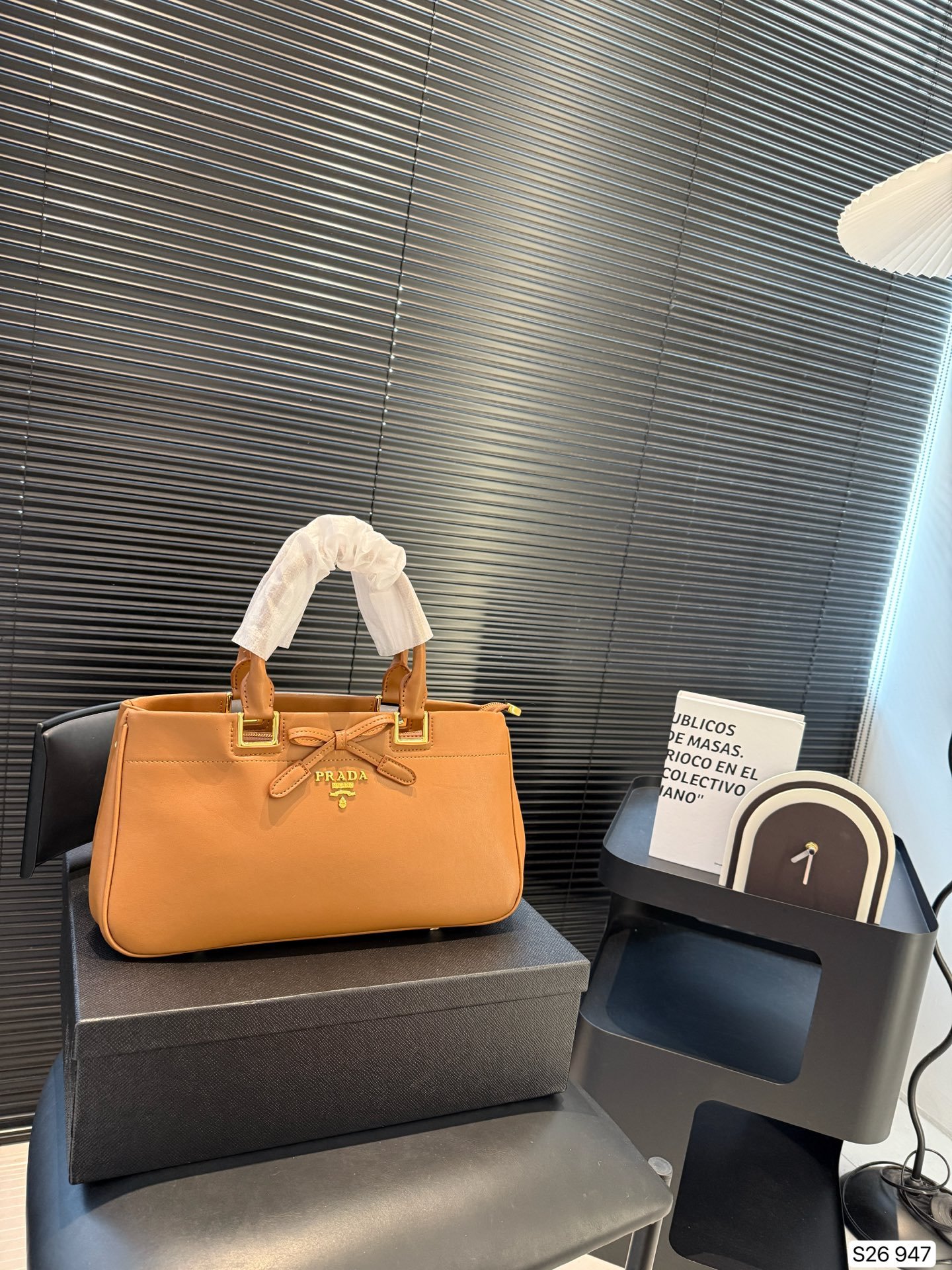 PR Galleria Leather - Bag - Image 3